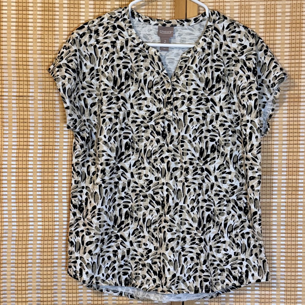 Chicos Abstract Print Cotton Slub Knit Henley Top Tan Black White Size 2 L